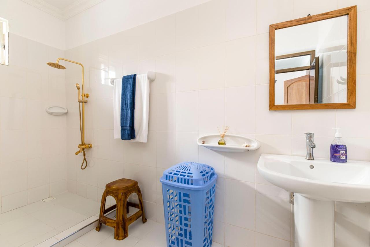 Uroa Beach Lodge Екстер'єр фото